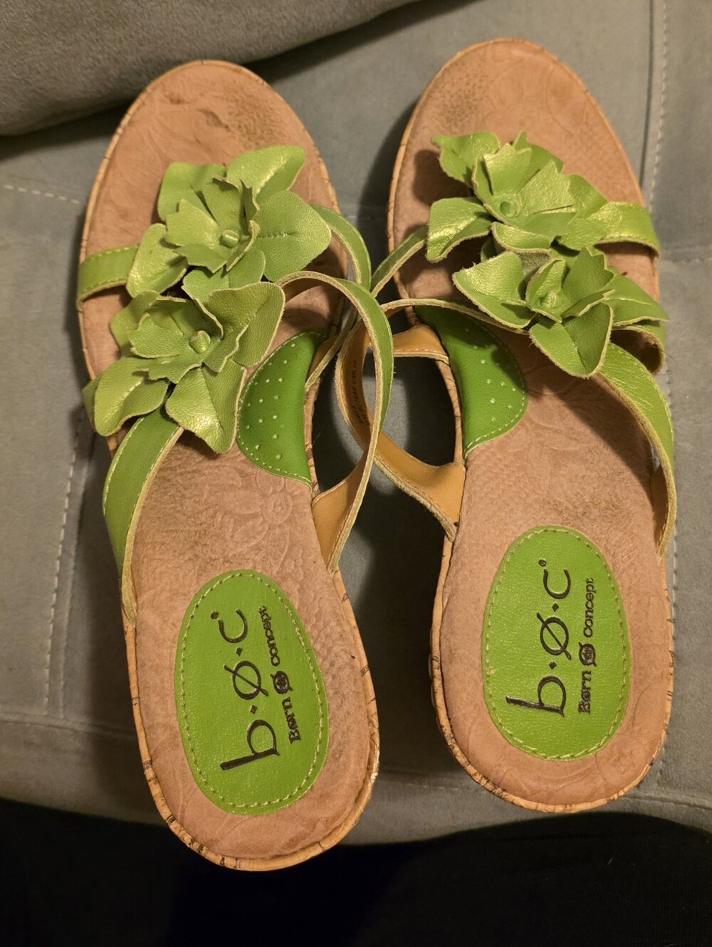 B.O.C. by Born Green Floral Wedge Sandals, Size 9M